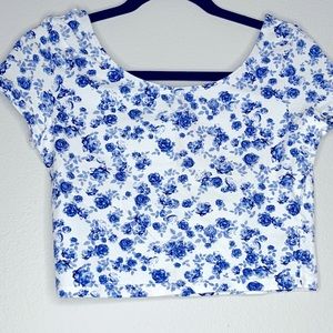 H&M floral crop top
